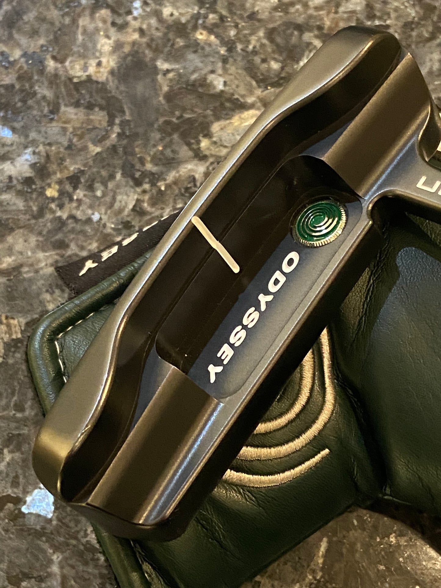 Odyssey Toulon Design Madison 2022 Putter / 34.0 Inches / Excellent Condition