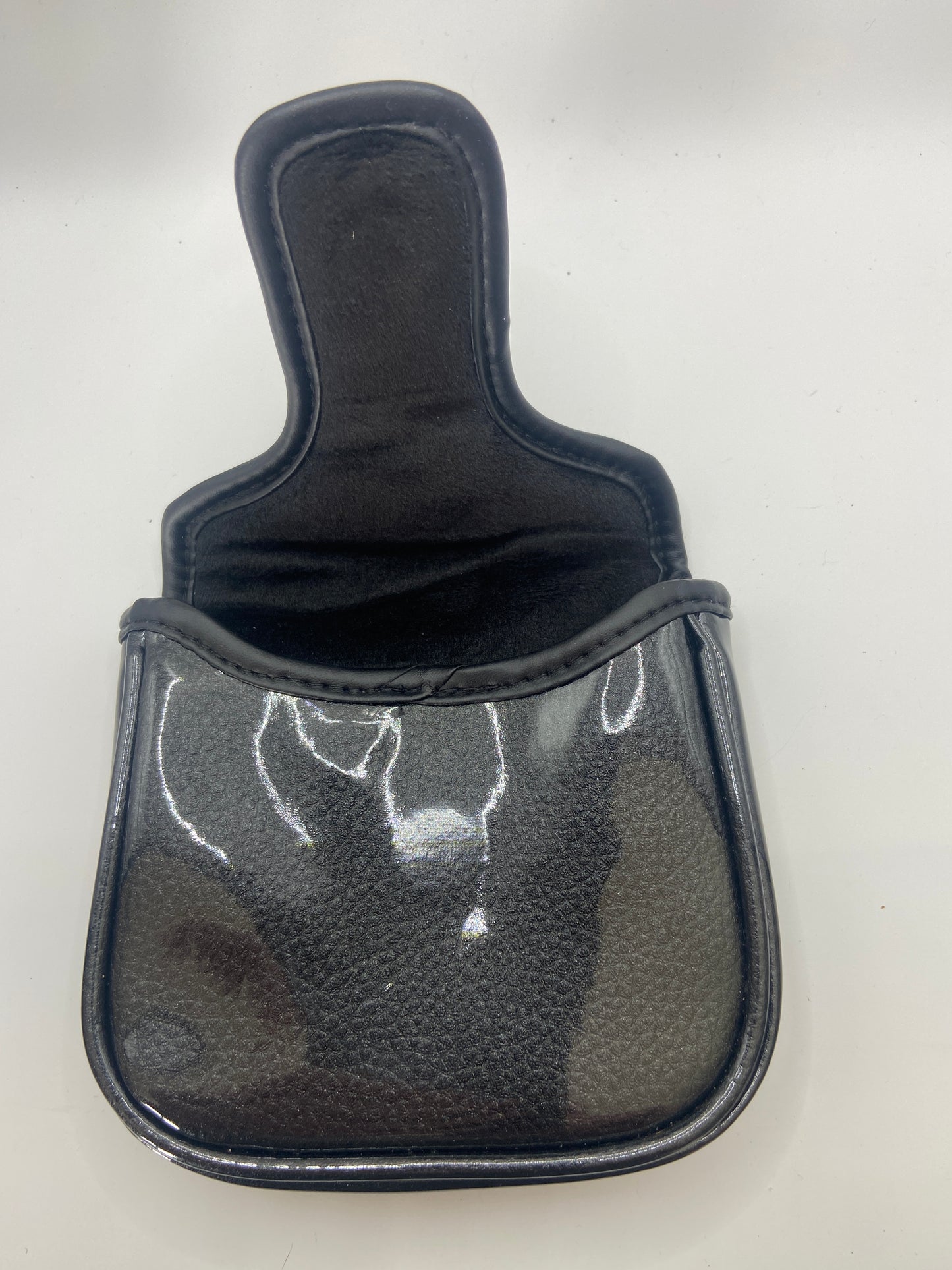 Golf Putter Headcover - For Mid-Mallet Putter - Raging Skull - Magnetic Closer
