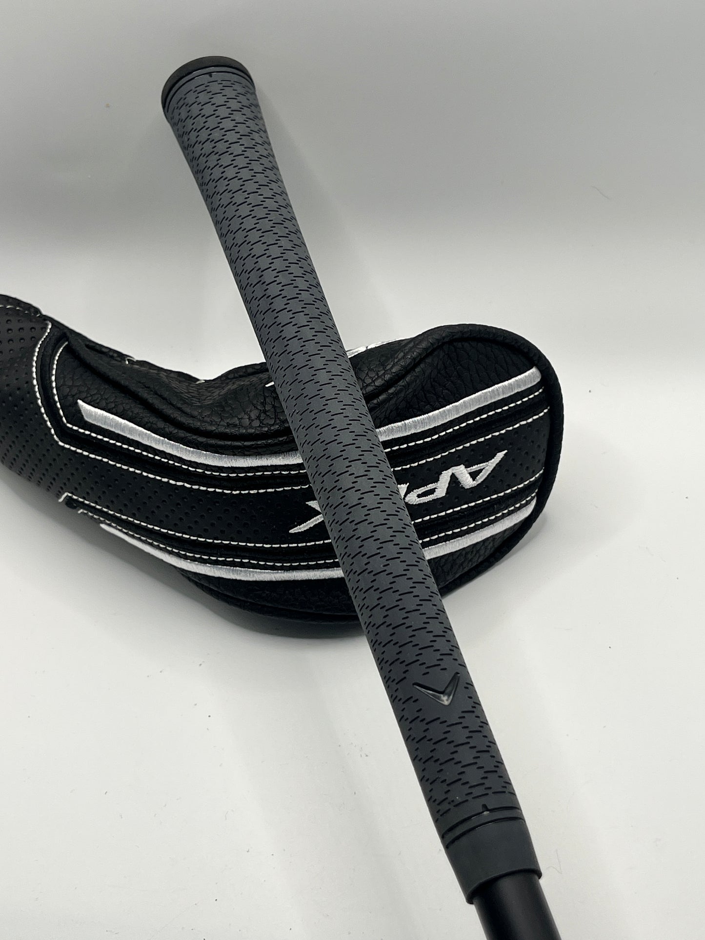 Callaway Apex Pro 21 #2 Hybrid / 18 Degree / Stiff Flex MMT 80 Shaft