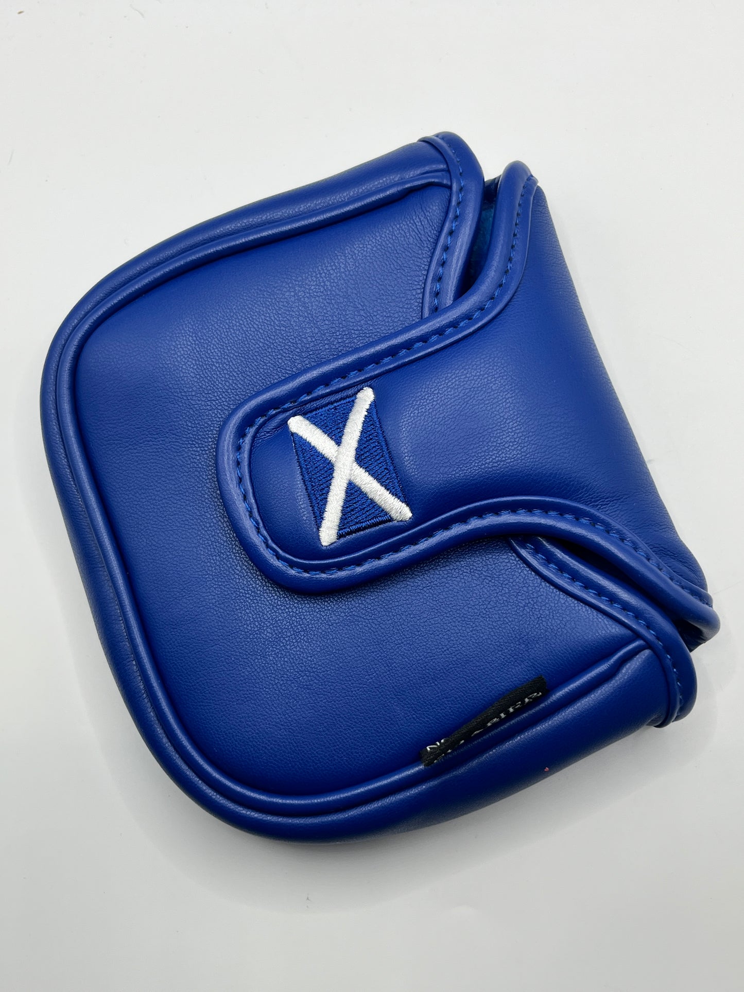 Putter Cover for Mallet Style Putters - St Andrew - Magnetic Closer