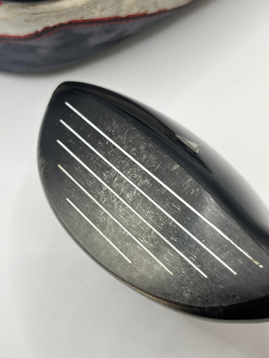 Titleist 915F #3 Wood / 16.5 Degree / Head and Headcover