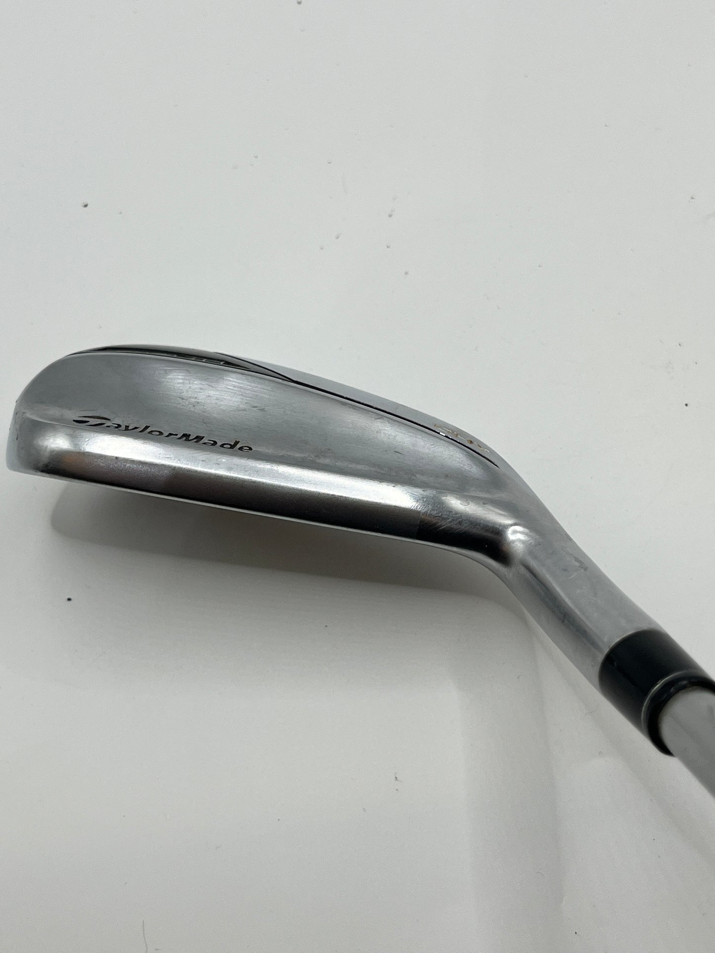 Taylormade Stealth DHY #3 Hybrid / 19 Degree / Stiff Flex Aldila Ascent Black