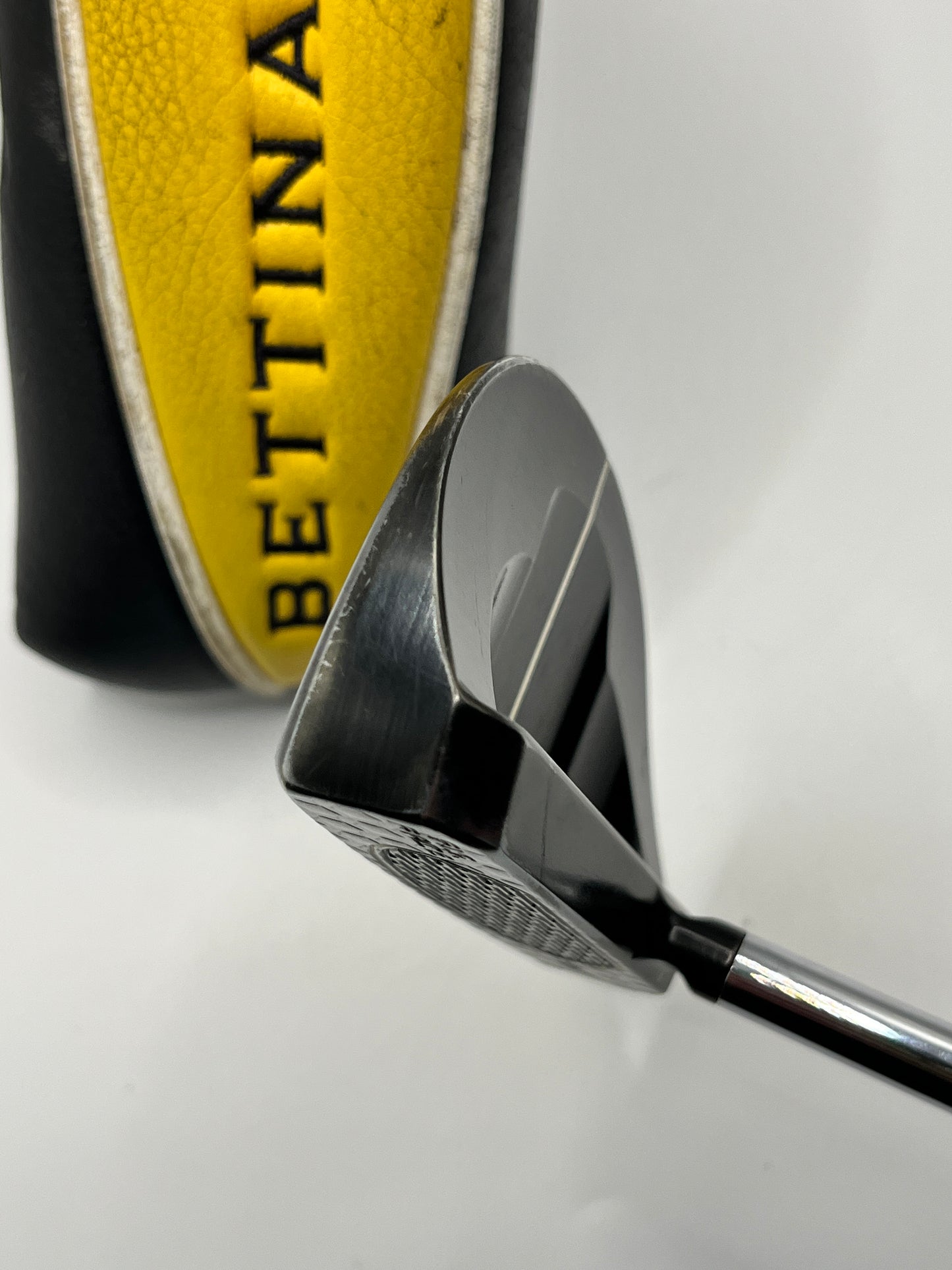 Mizuno Bettinardi BC3 Black Carbon Putter / 33 inch / With Original Headcover