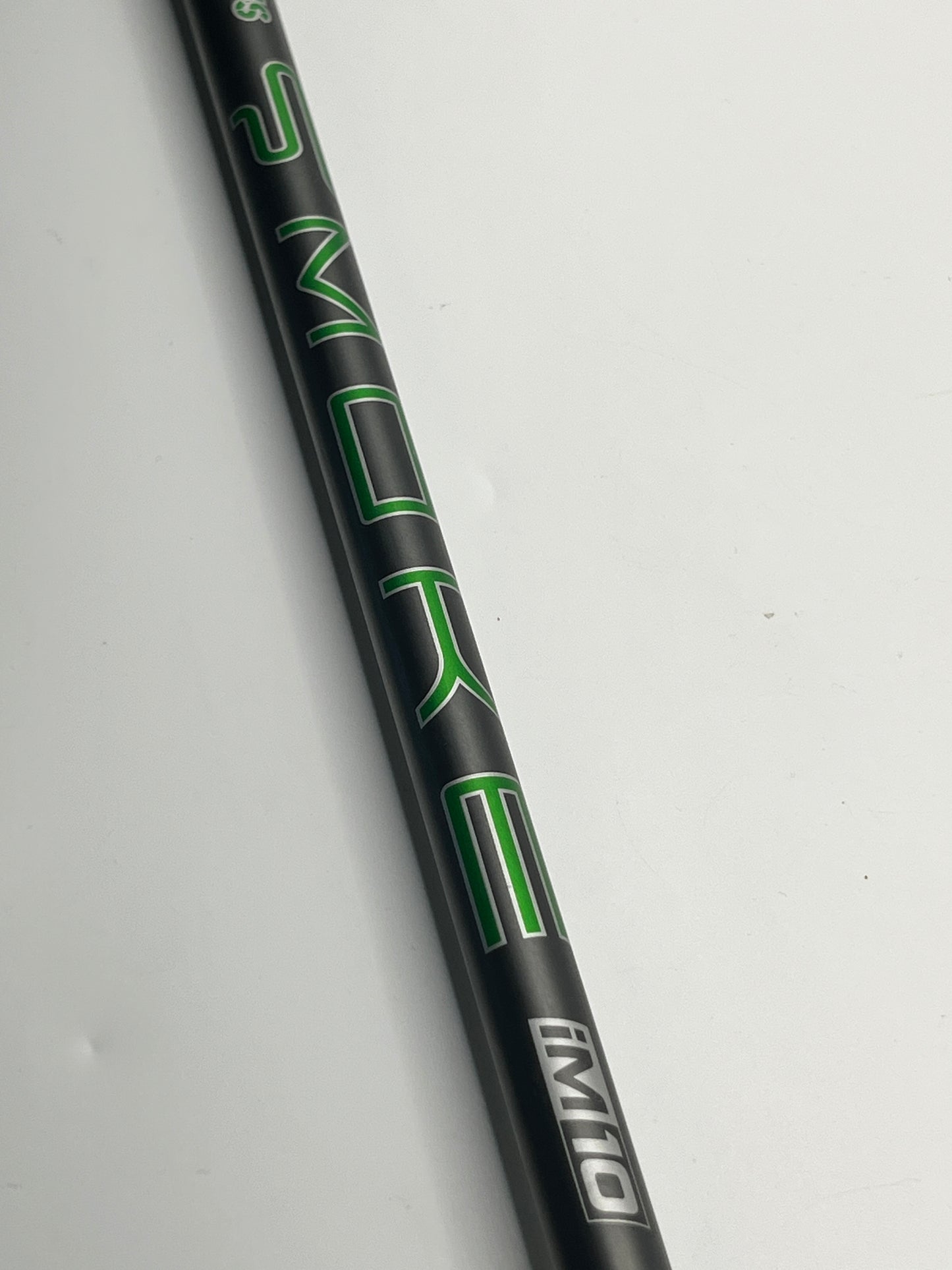 HZRDUS Smoke IM10 Driver Shaft / Stiff Flex / 50g / Callaway Adaptor