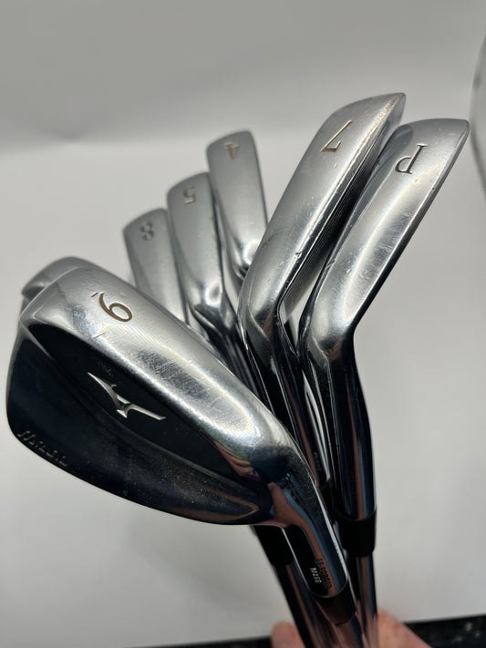Mizuno MP-5 Irons / 4-PW / Regular Flex XP95 Shafts