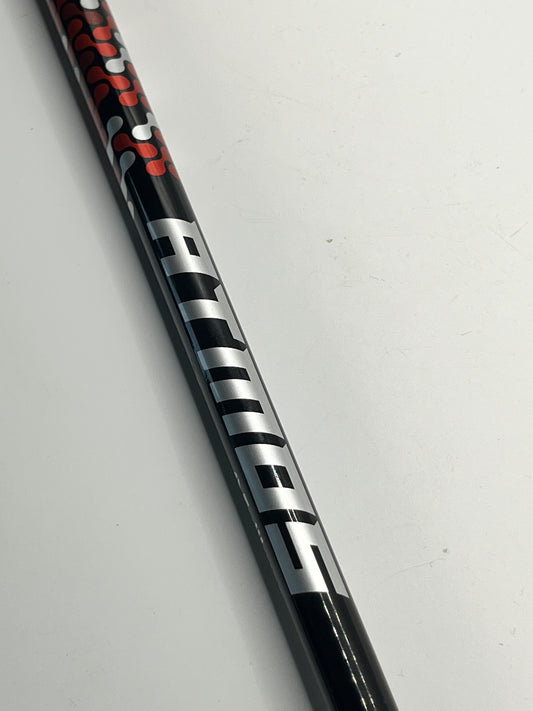 Fujikura ATMOS Red 5-R Driver Shaft / Regular Flex / Taylormade Adaptor