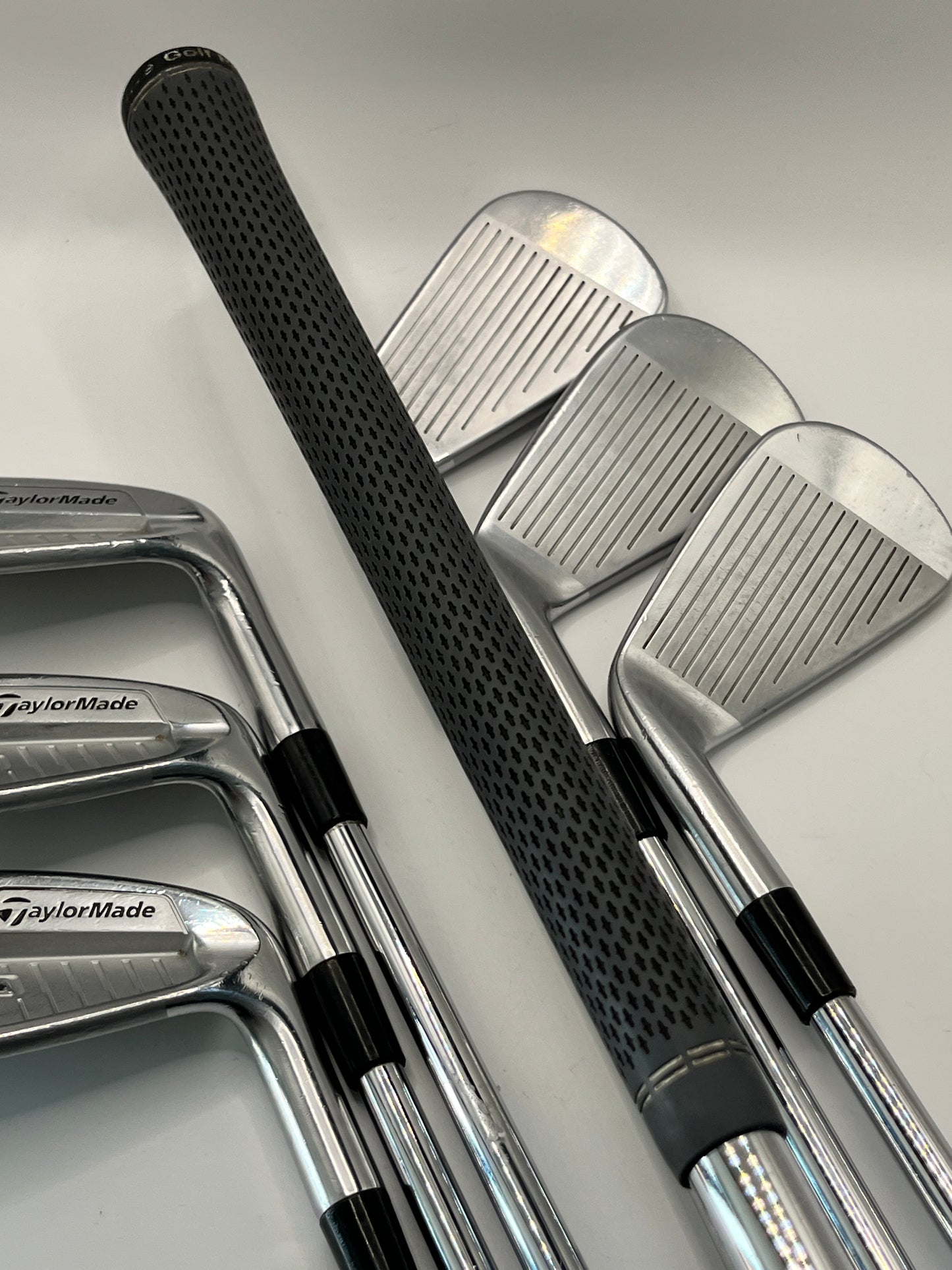 Taylormade P760 Irons / 4-PW / Stiff Flex / Project X Rifle 6.0