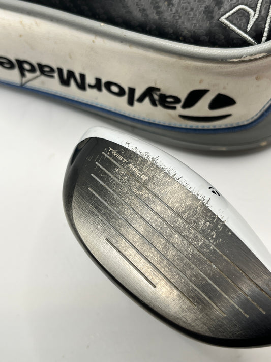 TaylorMade SIM Titanium #3 Wood / 15 Degrees / Head and Headcover