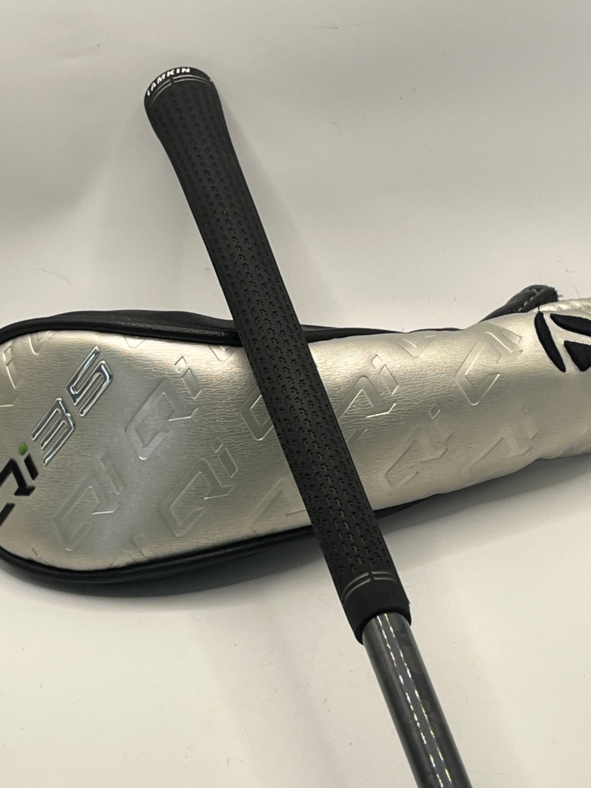 Taylormade Qi35 Max Lite #5 Hybrid / 27 Degree / Stiff Flex / Diamana TM60