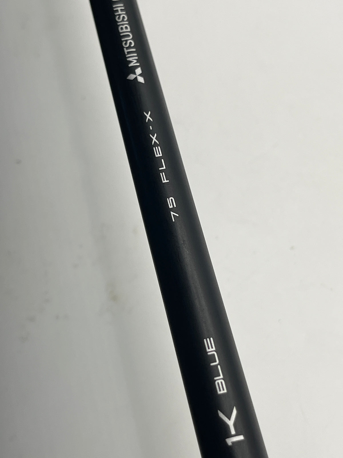 Titleist GT2 #5 Wood / 18 Degree / X Flex / Tensei 1K Blue