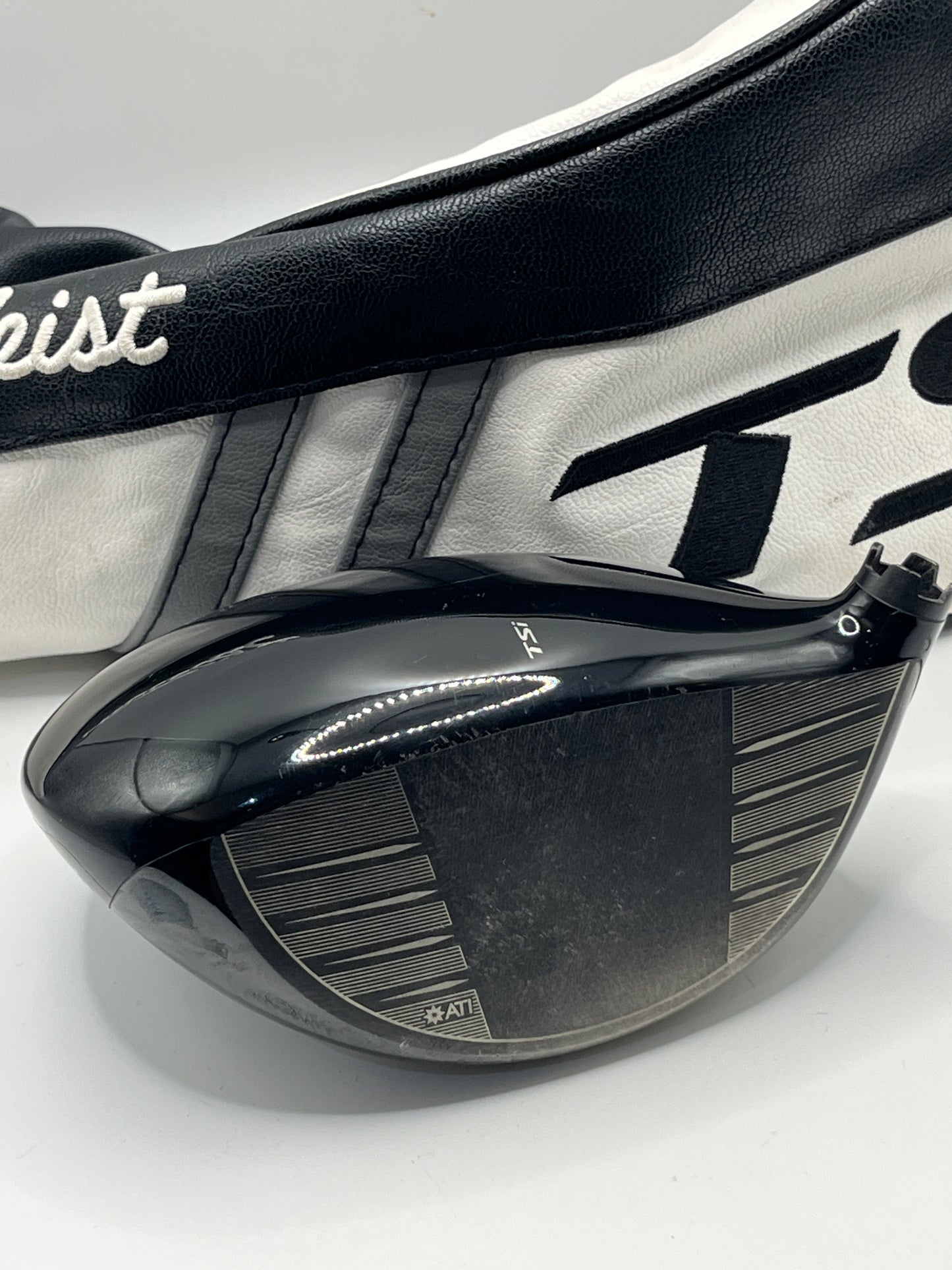 Titleist TSi3 Driver / 9 Degree / Head and Headcover Only