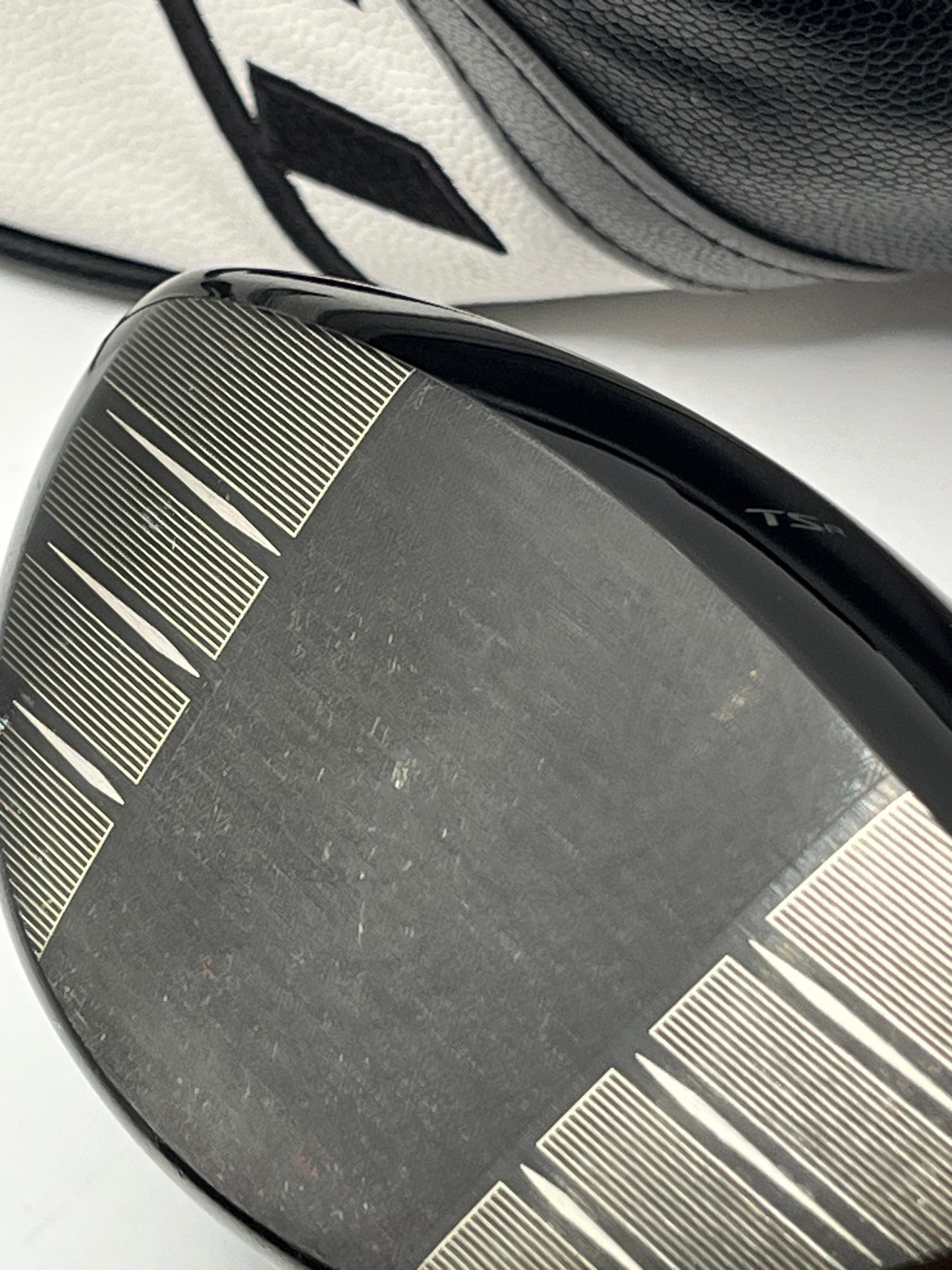 Titleist TSR3 Driver / 10 Degree / Head and Headcover Only
