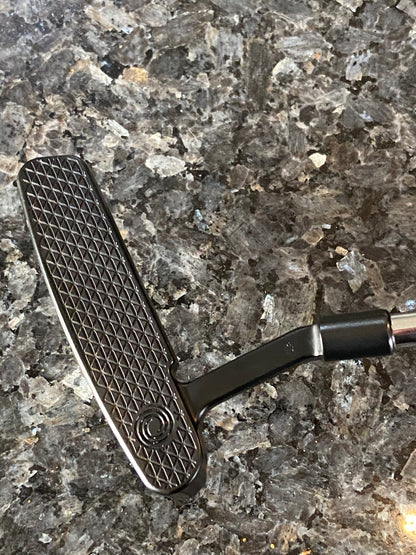 Odyssey Toulon Madison 2022 Putter / 34 Inch