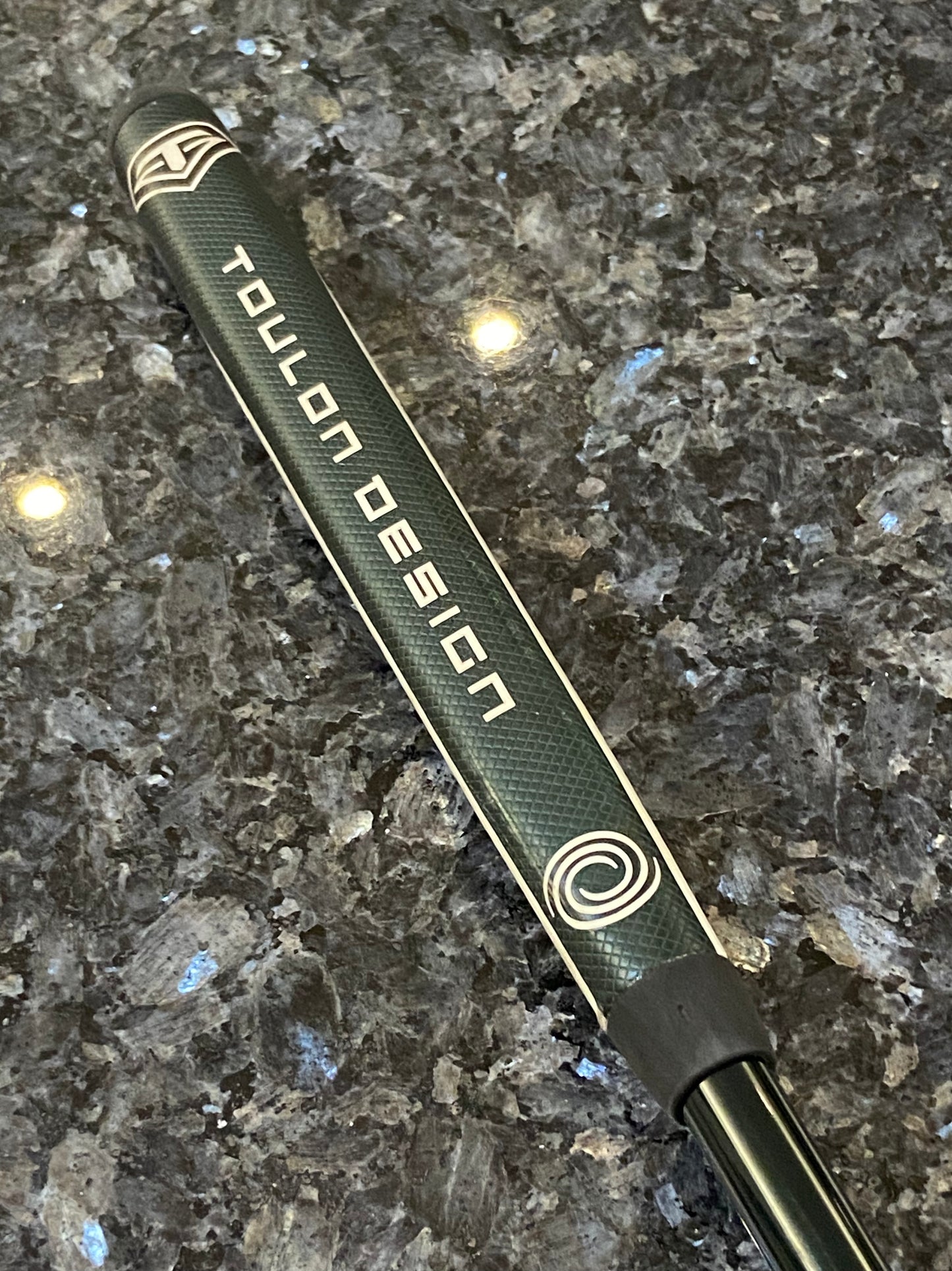 Odyssey Toulon Design Madison 2022 Putter / 34.0 Inches / Excellent Condition