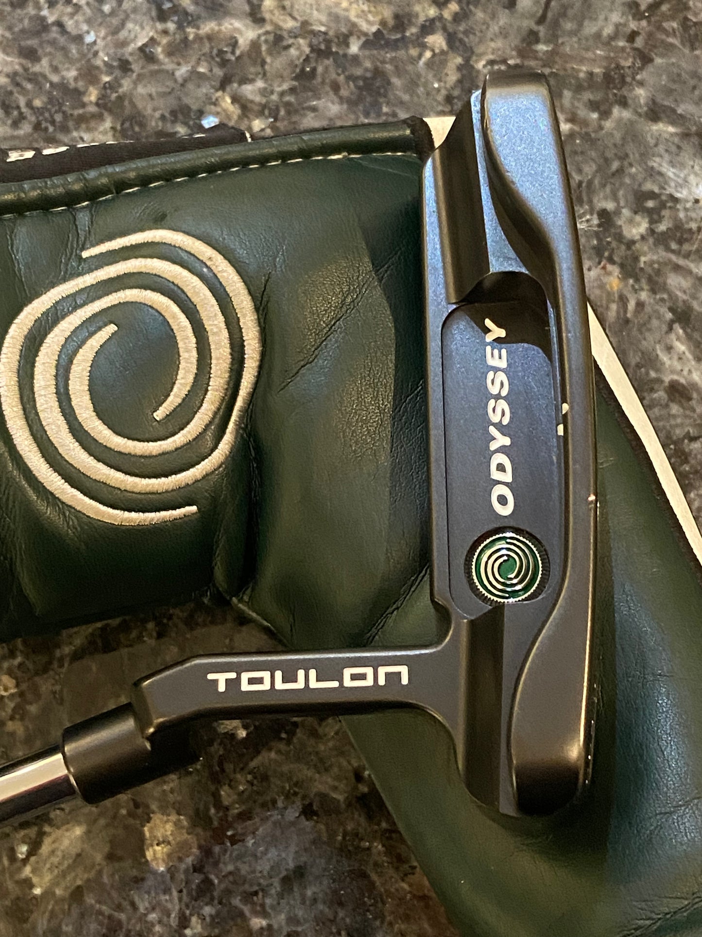Odyssey Toulon Design Madison 2022 Putter / 34.0 Inches / Excellent Condition