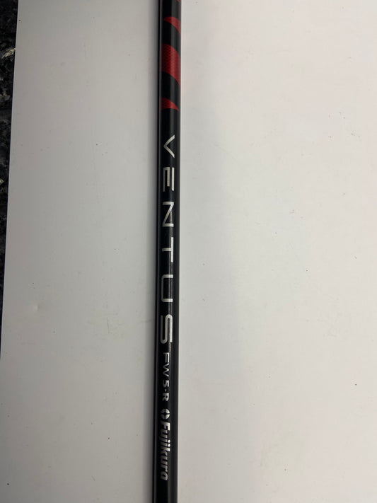 Fujikura Ventus Red 5-R #3 Wood Shaft / Regular Flex / Taylormade Adaptor
