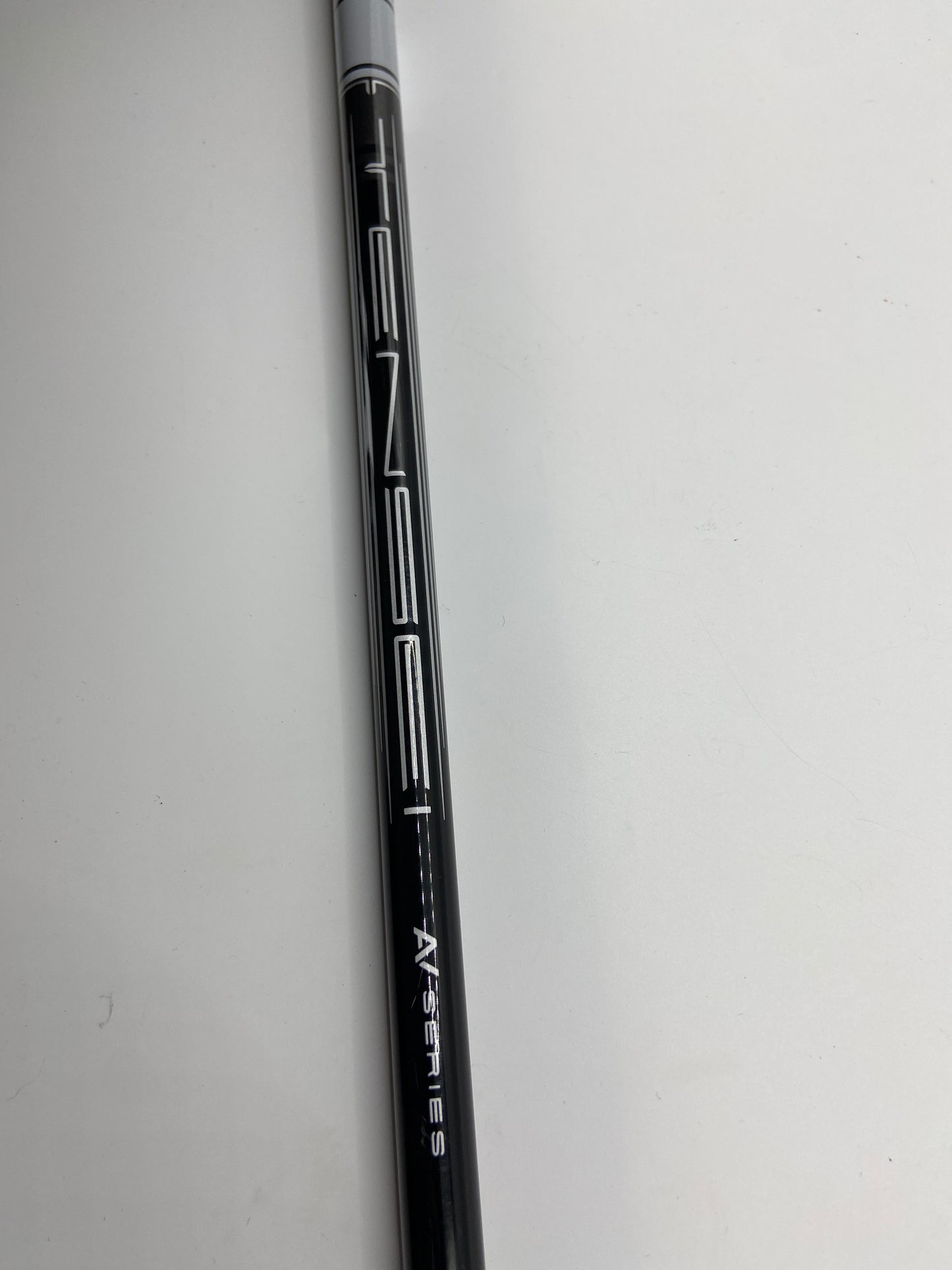 Tensei AV White Driver Shaft / XLink / Stiff Flex / 85g / Callaway Adaptor / New
