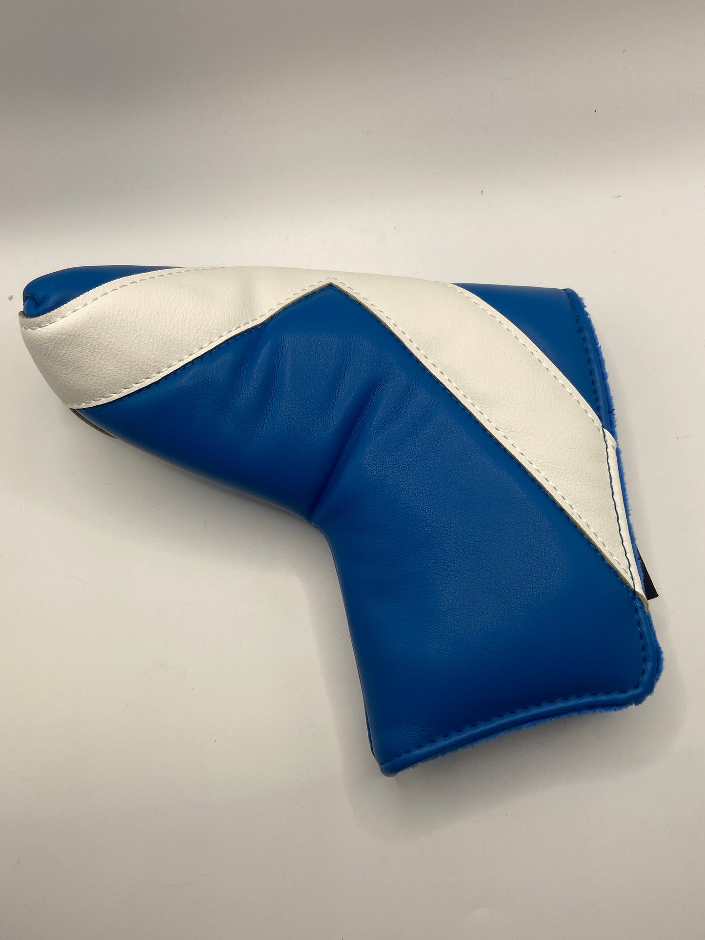 Putter Cover for Newport/Anser Style Putters - St Andrew - Magnetic Closer