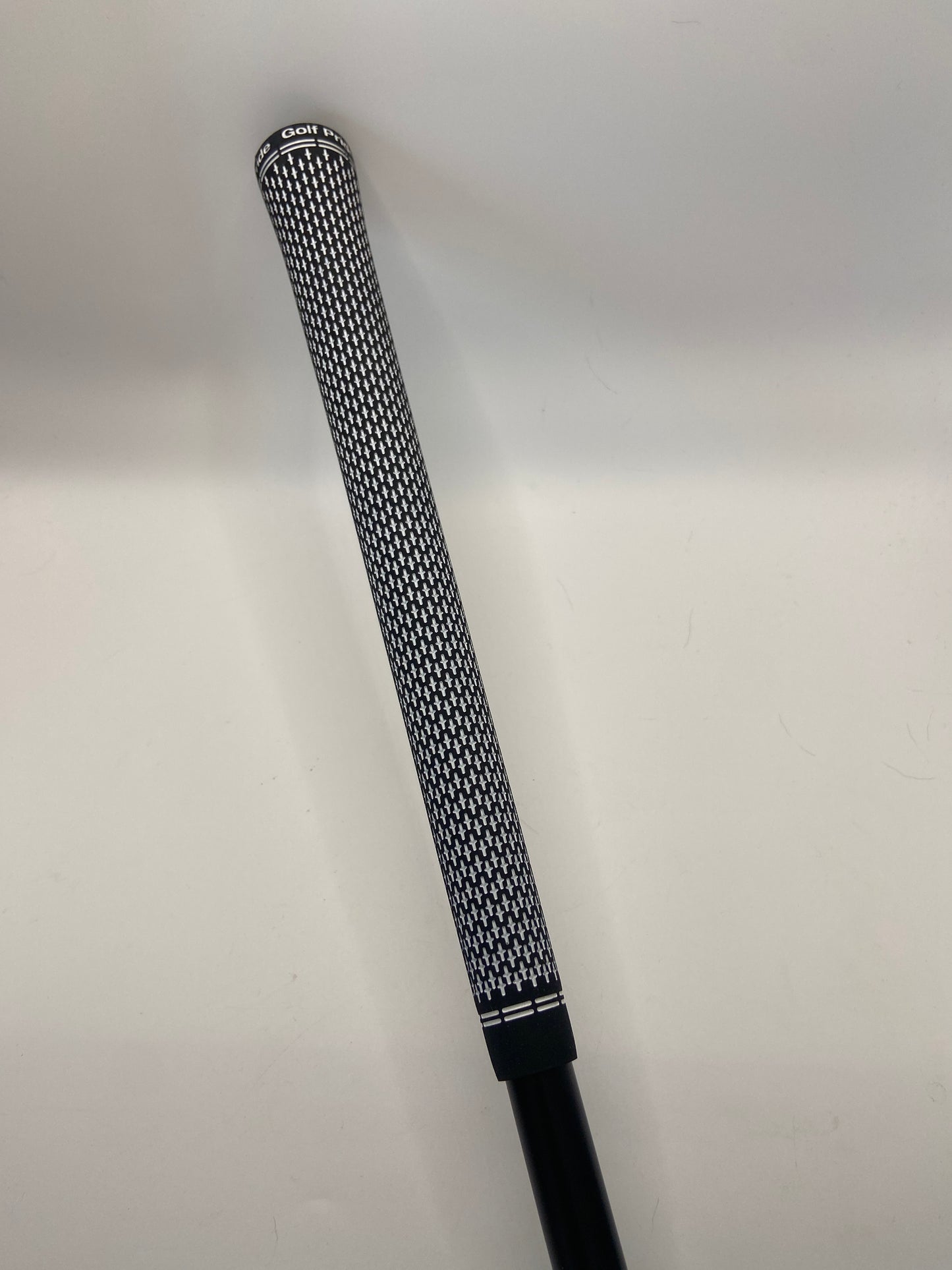 HZRDUS Black Handcrafted 62 Driver Shaft / Regular Flex / Taylormade 2nd Gen