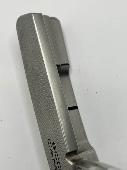 Scotty Cameron Special Select Newport 2.5 Putter / 35 Inch
