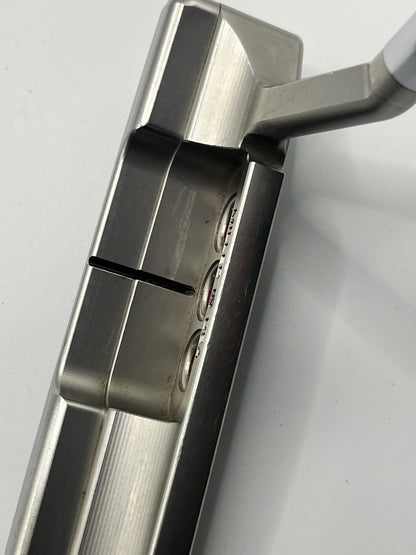 Scotty Cameron Special Select Newport 2.5 Putter / 35 Inch