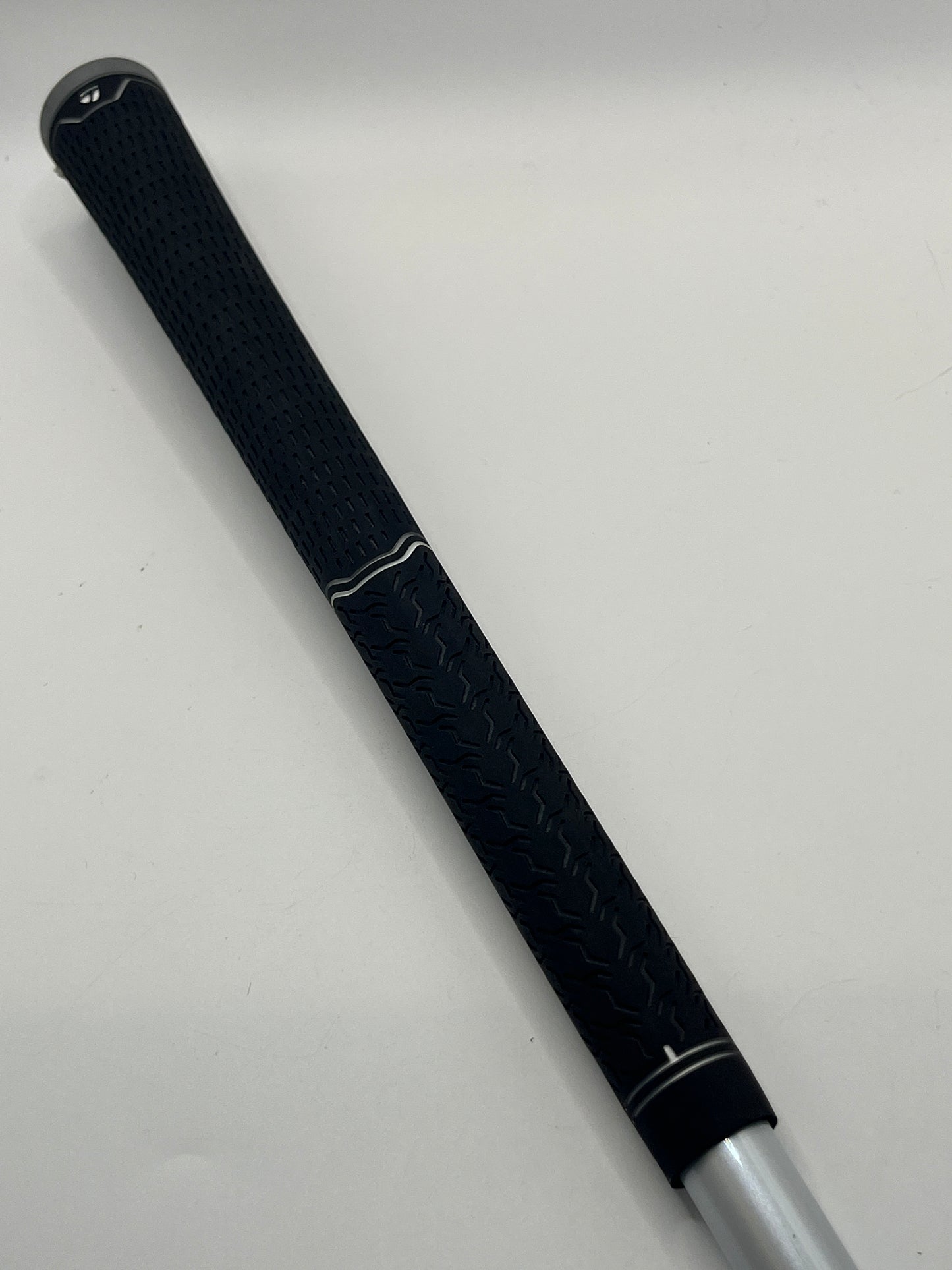 Mitsubishi Kurokage Black TiNi Hybrid Shaft / Stiff Flex / Taylormade Adaptor
