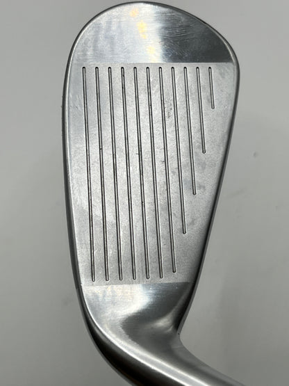 Taylormade Stealth DHY #4 Hybrid / 22 Degree / Regular Flex Aldila Ascent Black