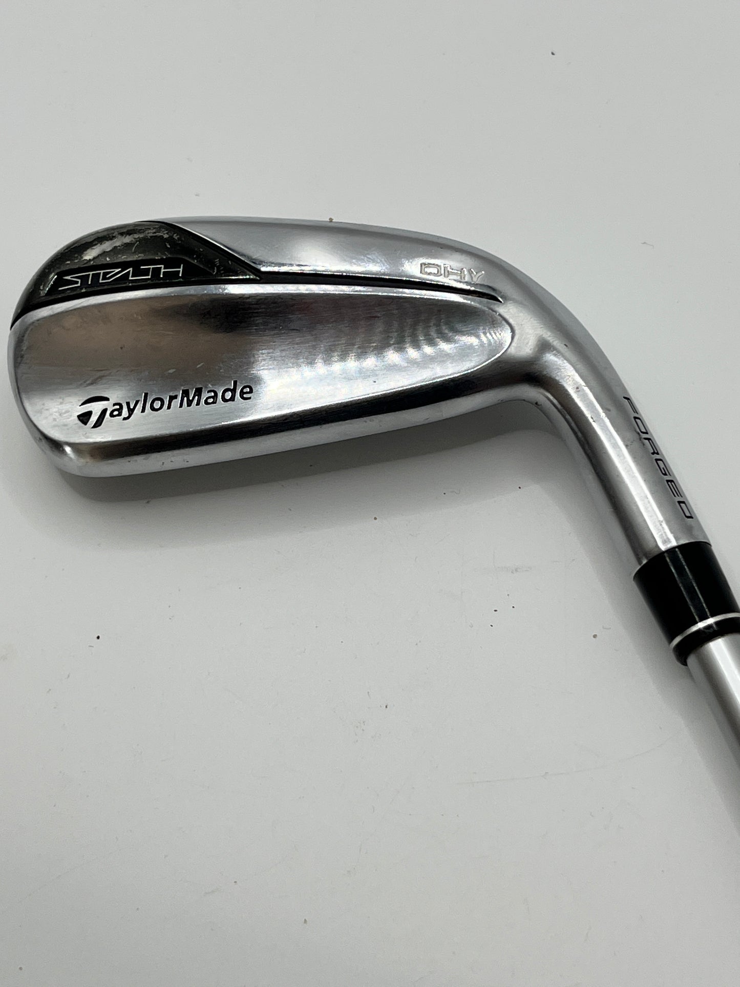 Taylormade Stealth DHY #4 Hybrid / 22 Degree / Regular Flex Aldila Ascent Black