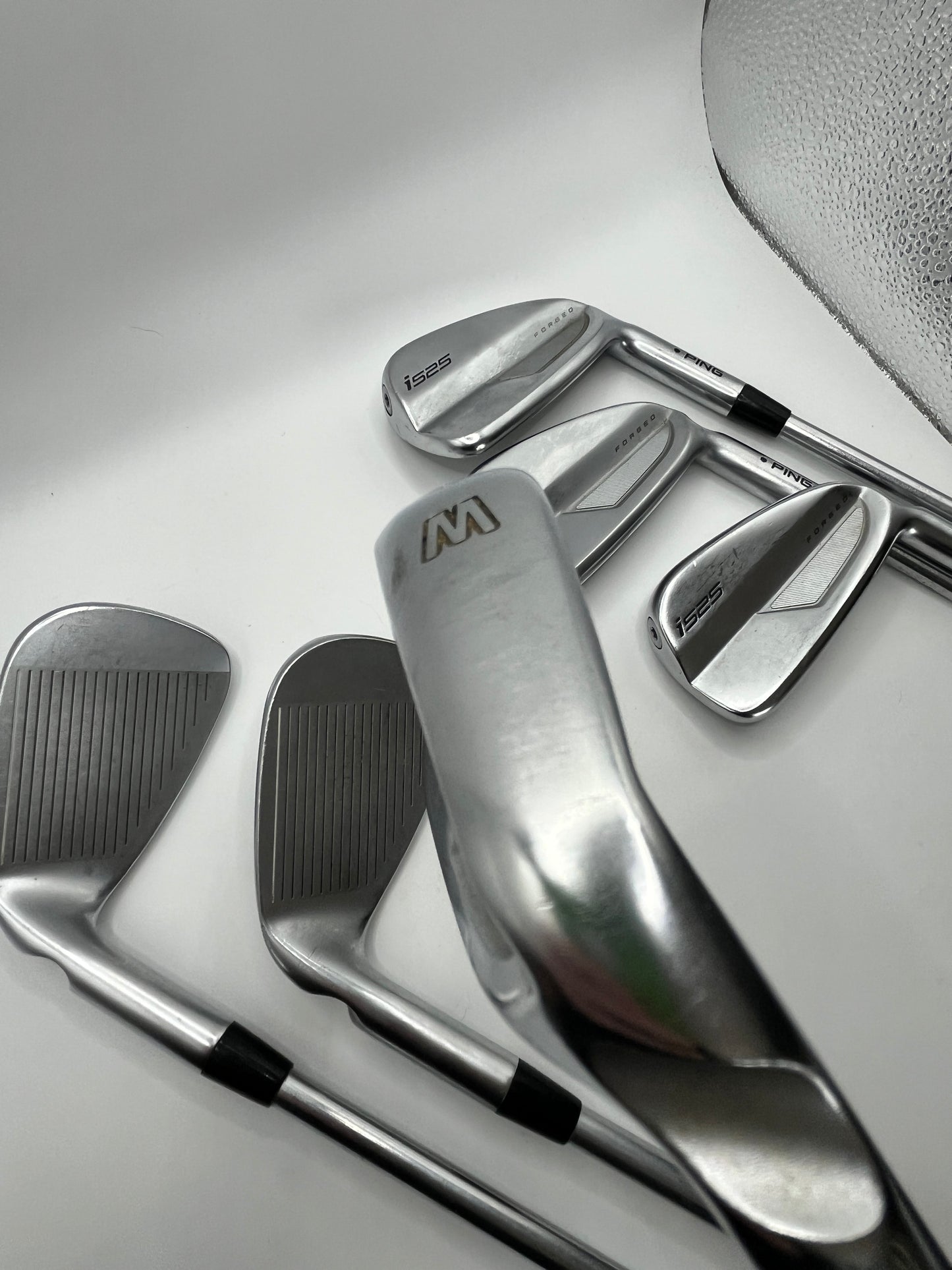 Ping I525 Irons 5-PW / Black Dot / Regular Flex / Project X IO 5.5 105g