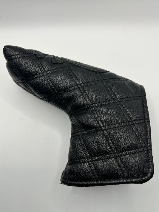 Blade Putter Cover - Skull and Crossbones - Magnetic Closer