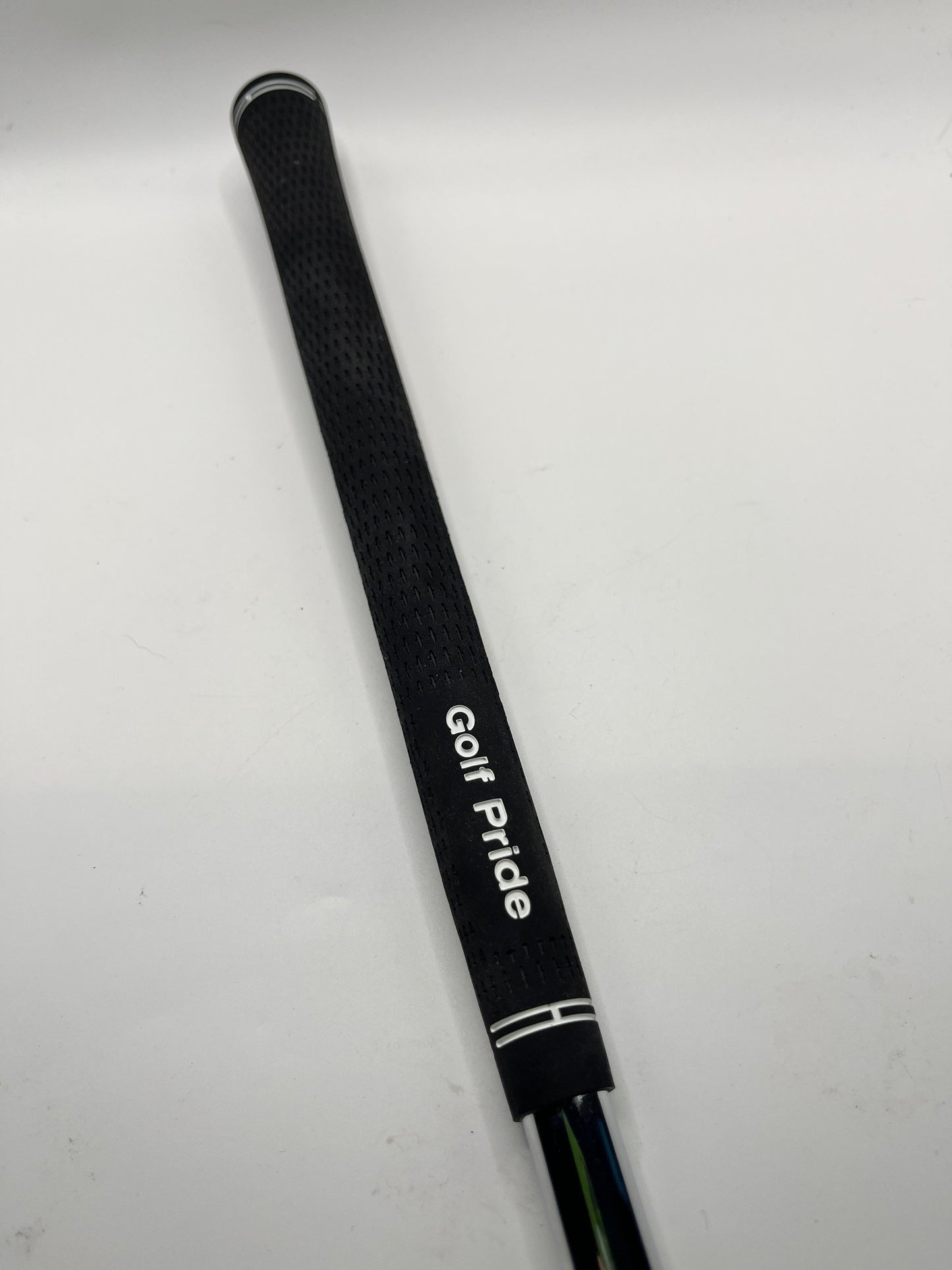 Taylormade P770 Pitching Wedge / Stiff Flex KBS Tour FLT 120 Shaft