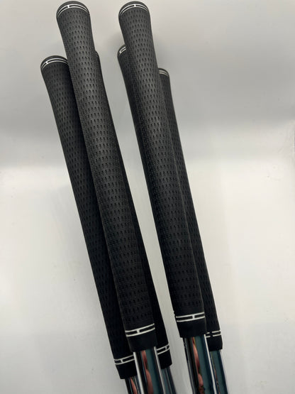 Titleist 718 CB Forged Irons / S300 Shafts / 5-PW Iron Set