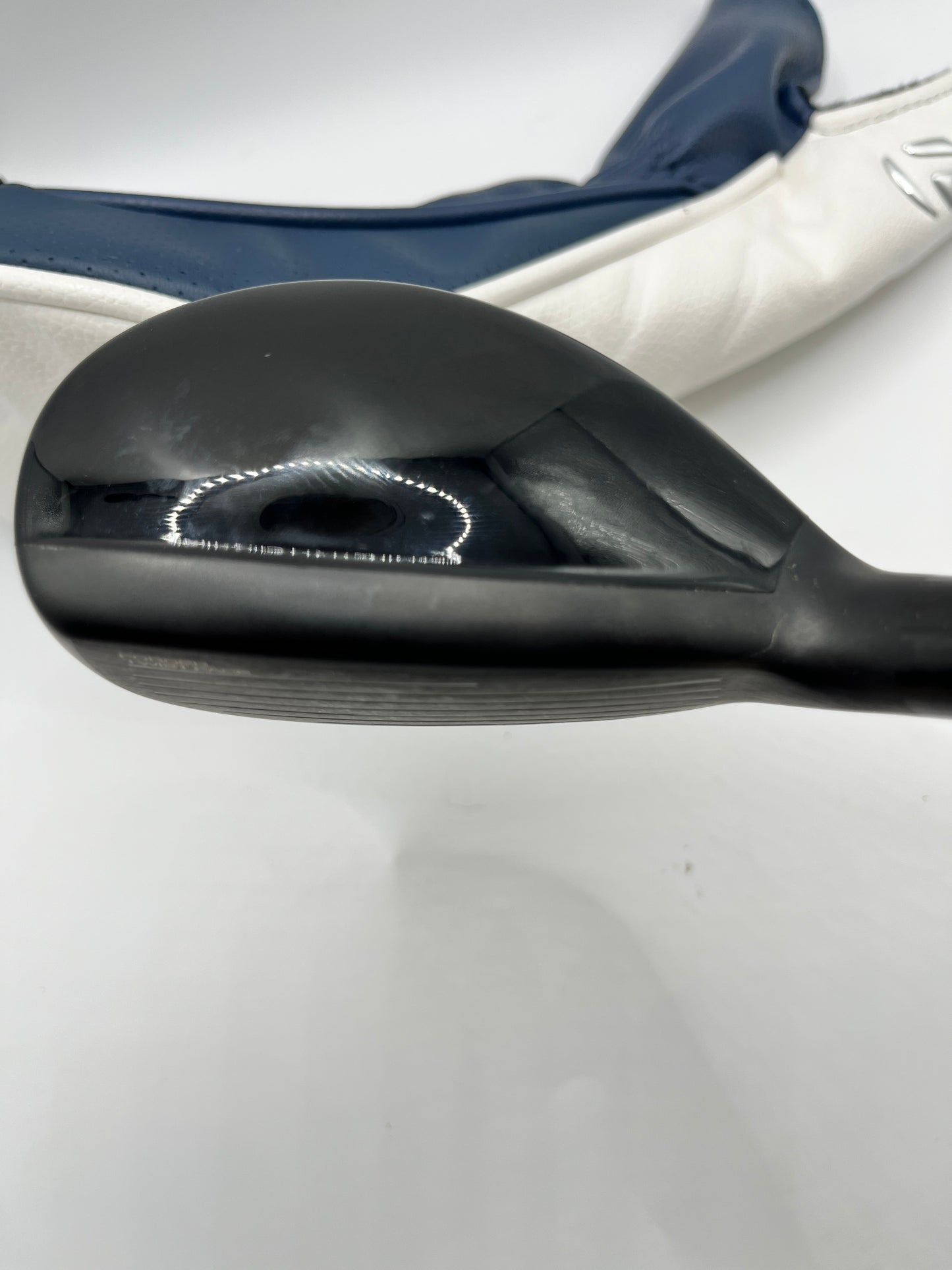 Taylormade Qi10 Tour #2 Hybrid / 17 Degree / Stiff Flex / ACCRA FX Upgrade