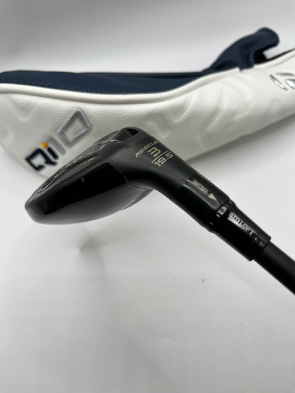 Taylormade Qi10 Tour #3 Hybrid / 19.5 Degree / Stiff Flex / Aldila NV NXT Orange