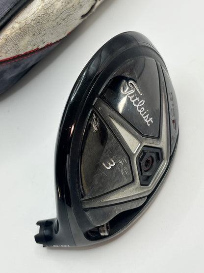 Titleist 915F #3 Wood / 16.5 Degree / Head and Headcover