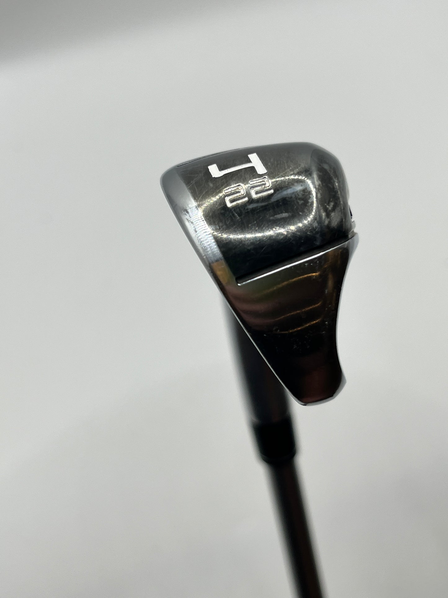 Taylormade Stealth DHY #4 Hybrid / 22 Degree / Stiff Flex Aldila Ascent Black