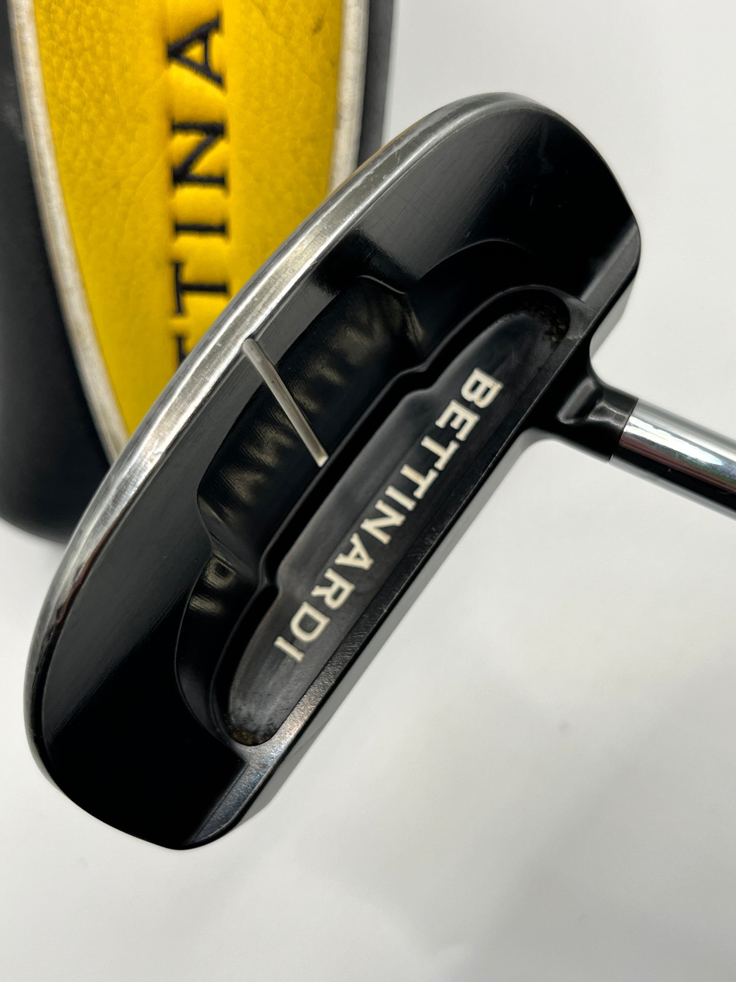 Mizuno Bettinardi BC3 Black Carbon Putter / 33 inch / With Original Headcover