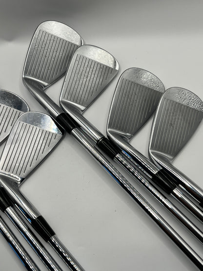 Mizuno MP5 Irons / R300 XP95 Shafts / 4-PW Iron Set