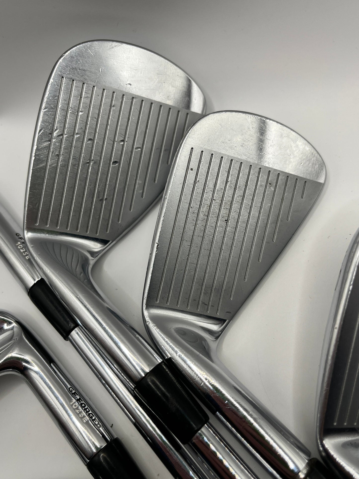 Mizuno MP5 Irons / R300 XP95 Shafts / 4-PW Iron Set
