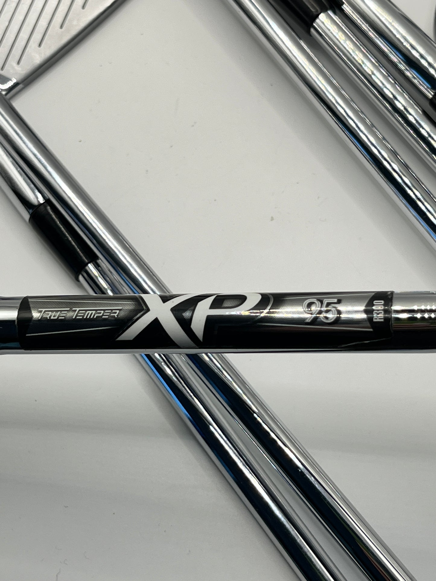 Mizuno MP5 Irons / R300 XP95 Shafts / 4-PW Iron Set