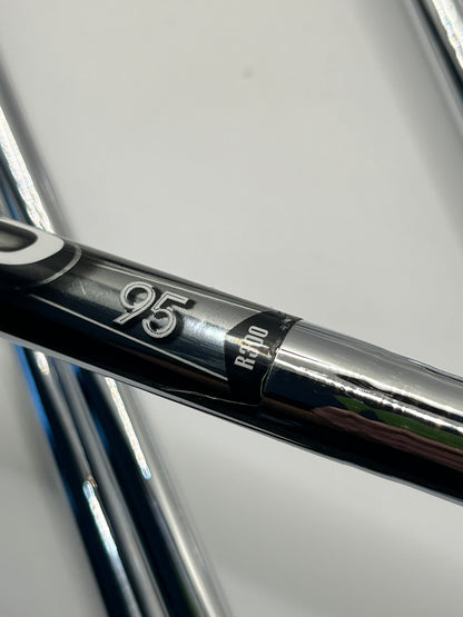 Mizuno MP5 Irons / R300 XP95 Shafts / 4-PW Iron Set