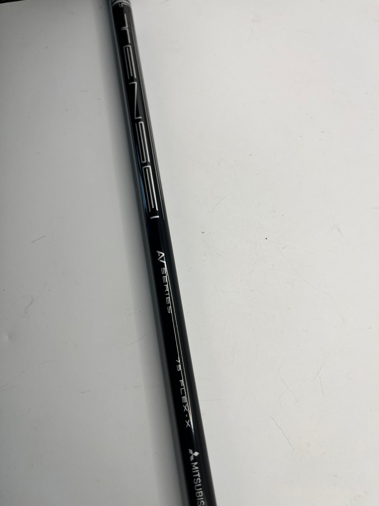 Tensei AV White Driver Shaft / XLink / X Flex / 75g / Callaway Adaptor / New