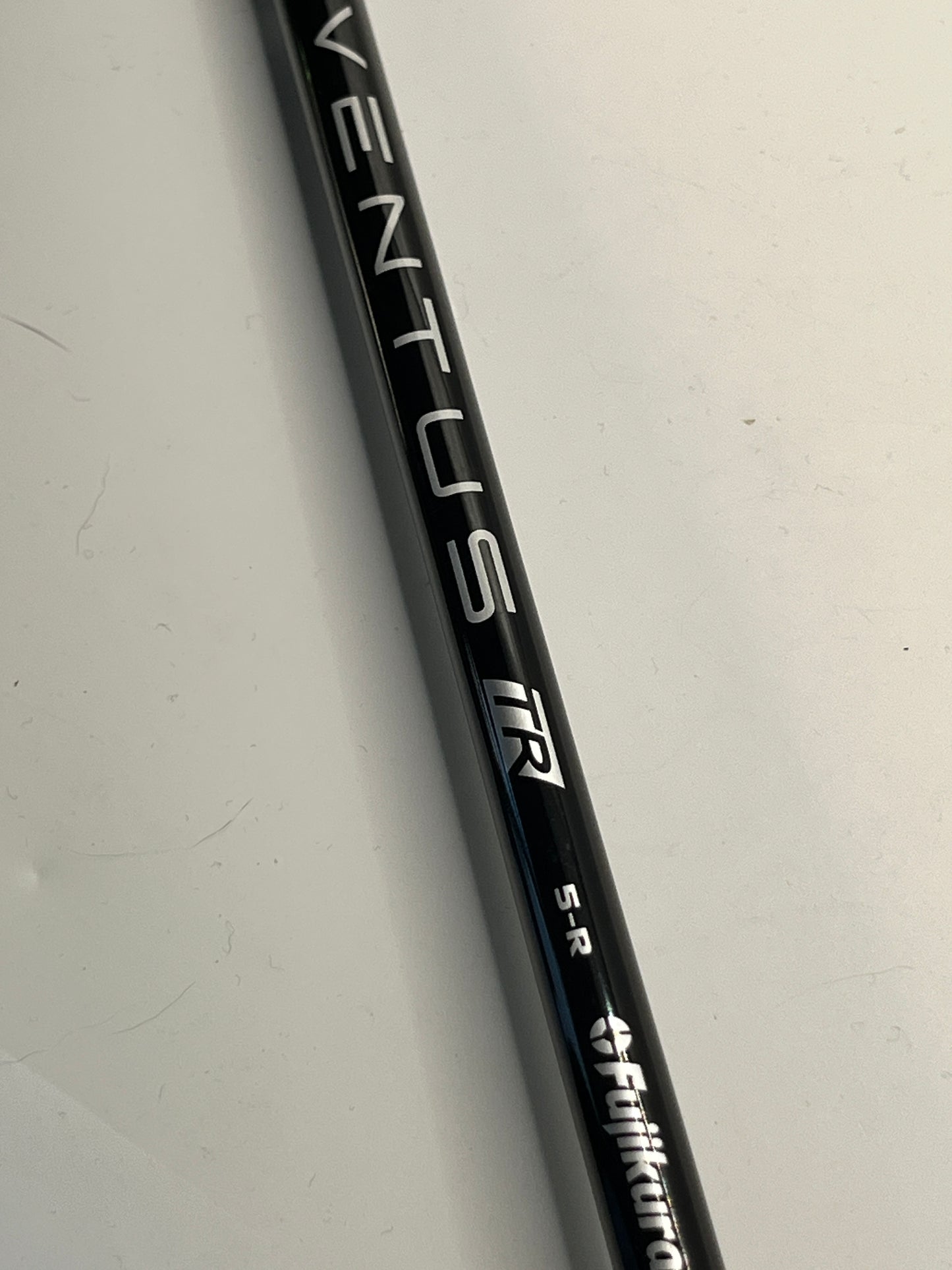 Fujikura Ventus Blue TR 5-R Driver Shaft / Regular Flex / Taylormade Adaptor