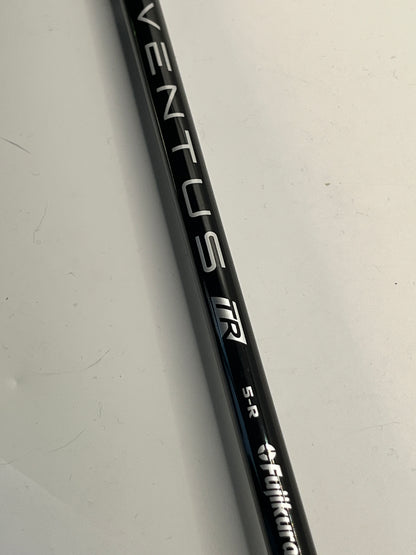 Fujikura Ventus Blue TR 5-R Driver Shaft / Regular Flex / Taylormade Adaptor