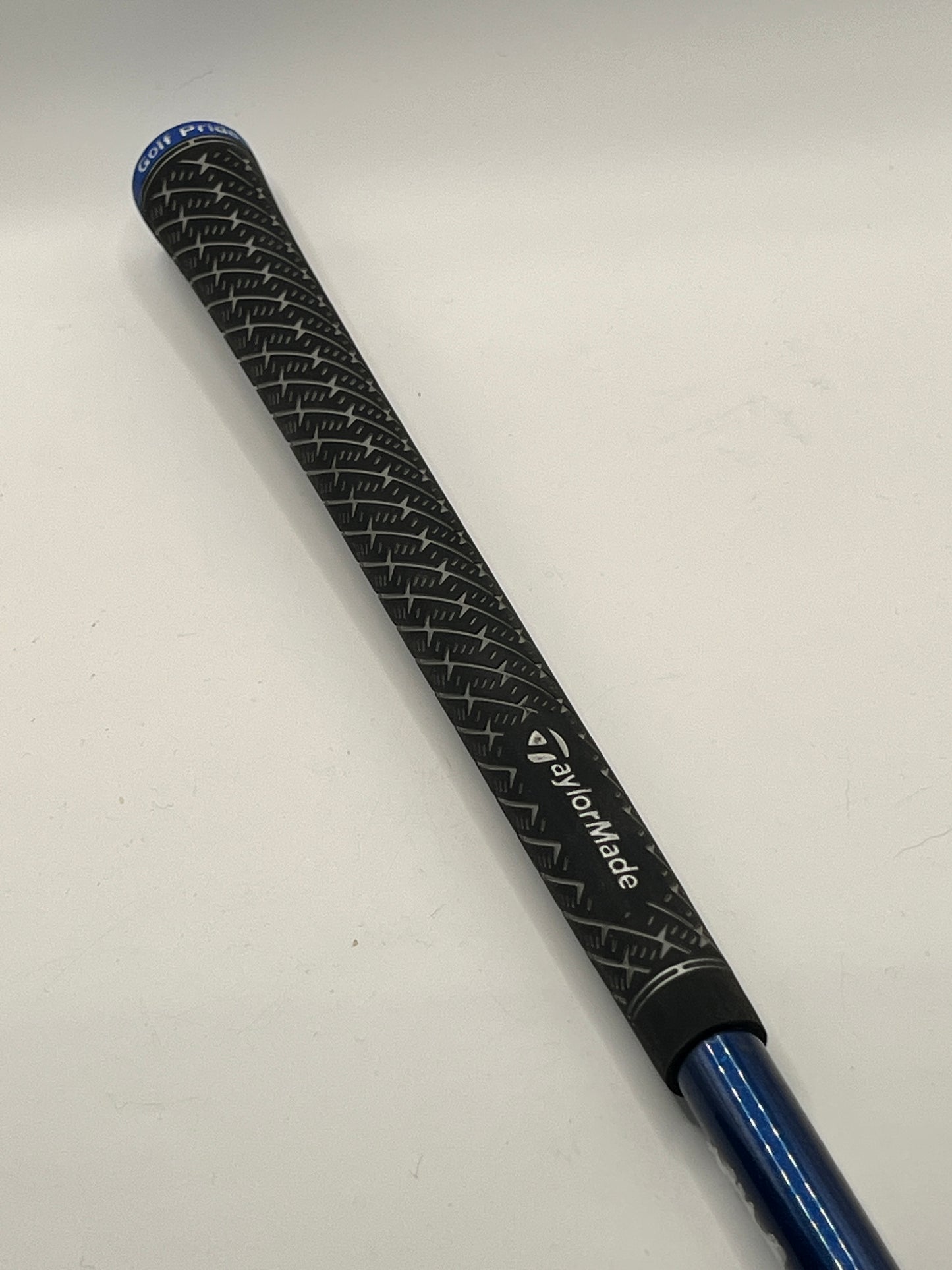 Fujikura Ventus Blue TR 5-R Driver Shaft / Regular Flex / Taylormade Adaptor
