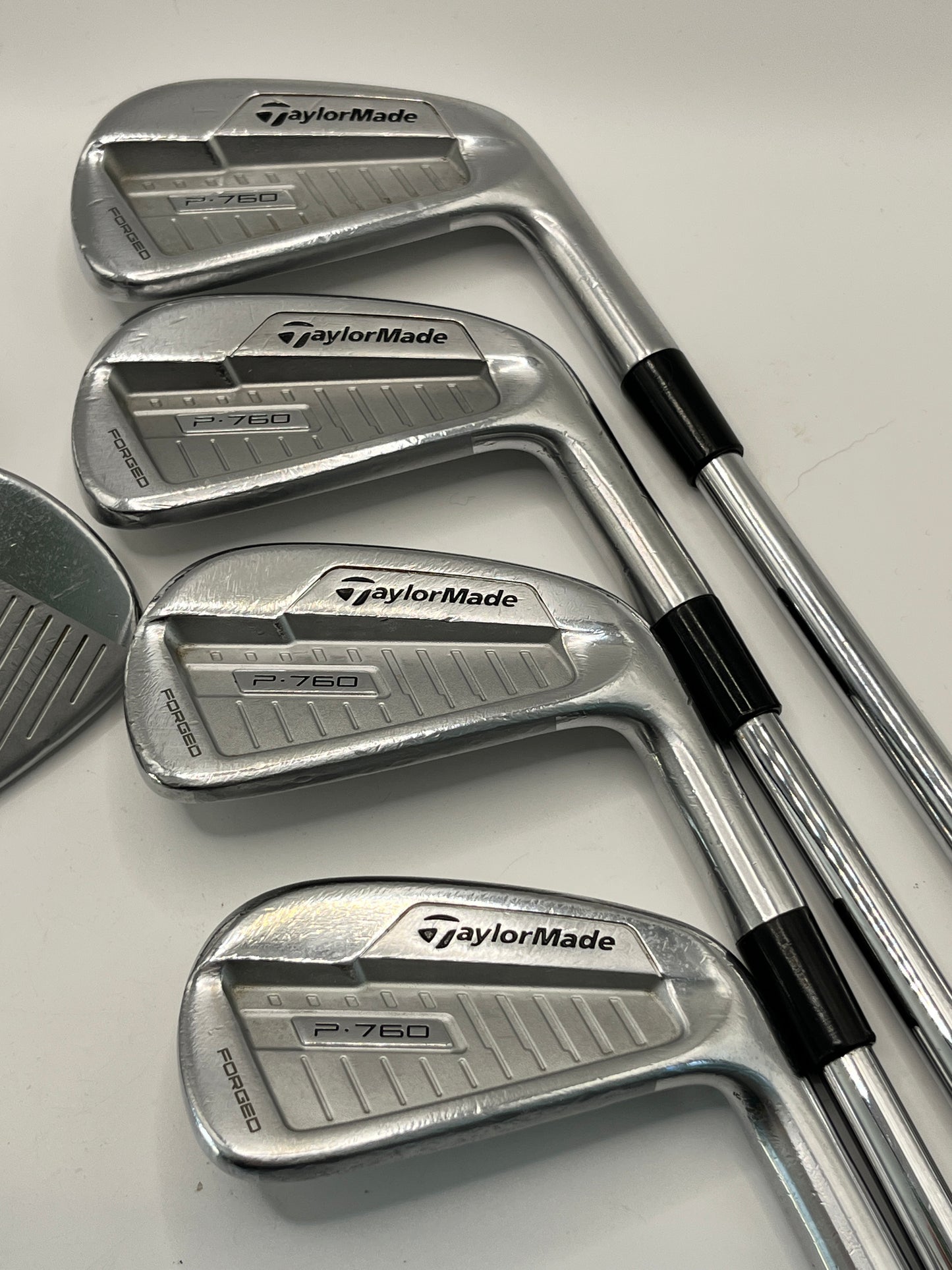 Taylormade P760 Irons / 4-PW / Stiff Flex / Project X Rifle 6.0
