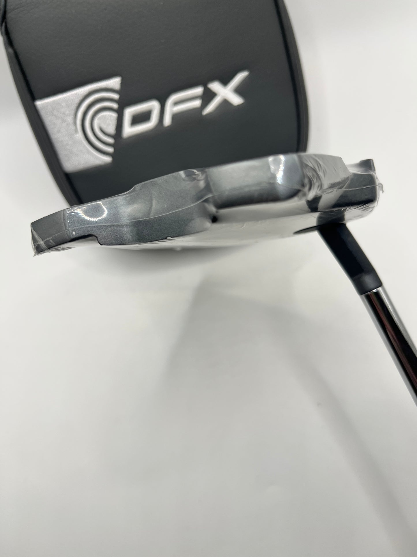 Odyssey DFX #10 Putter (2025) / 34 Inches / NEW
