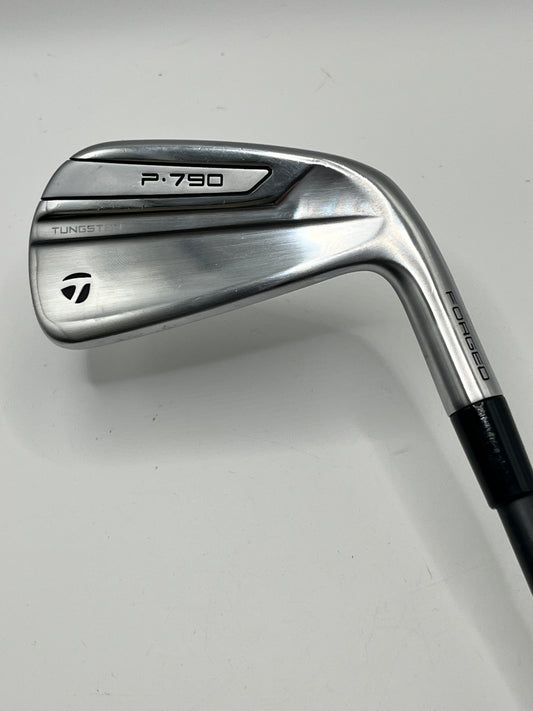 Taylormade P790 #2 Utility Iron / 17 Degree / Stiff Flex HZRDUS Smoke Black