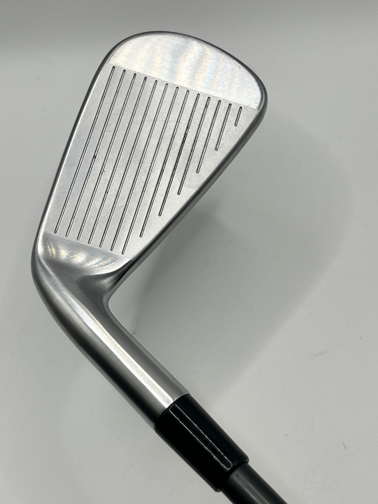Taylormade P790 #2 Utility Iron / 17 Degree / Stiff Flex HZRDUS Smoke Black
