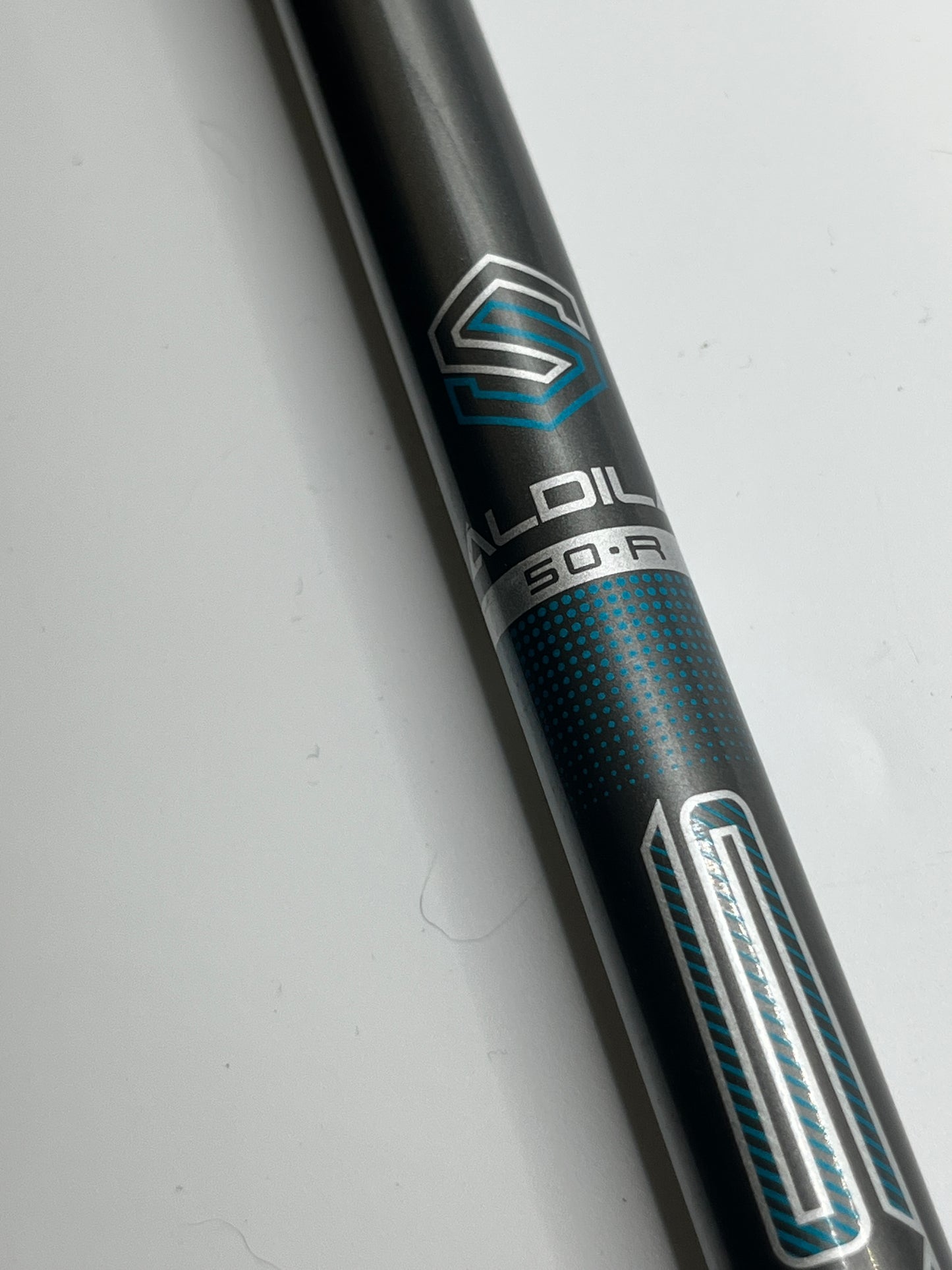 Aldila Synergy 50 Driver Shaft / Regular Flex / Callaway Adaptor